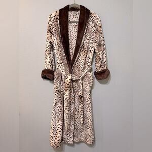 Natori EUC Plush Snow Leopard Print Shawl Collar Fuzzy Bath Robe M